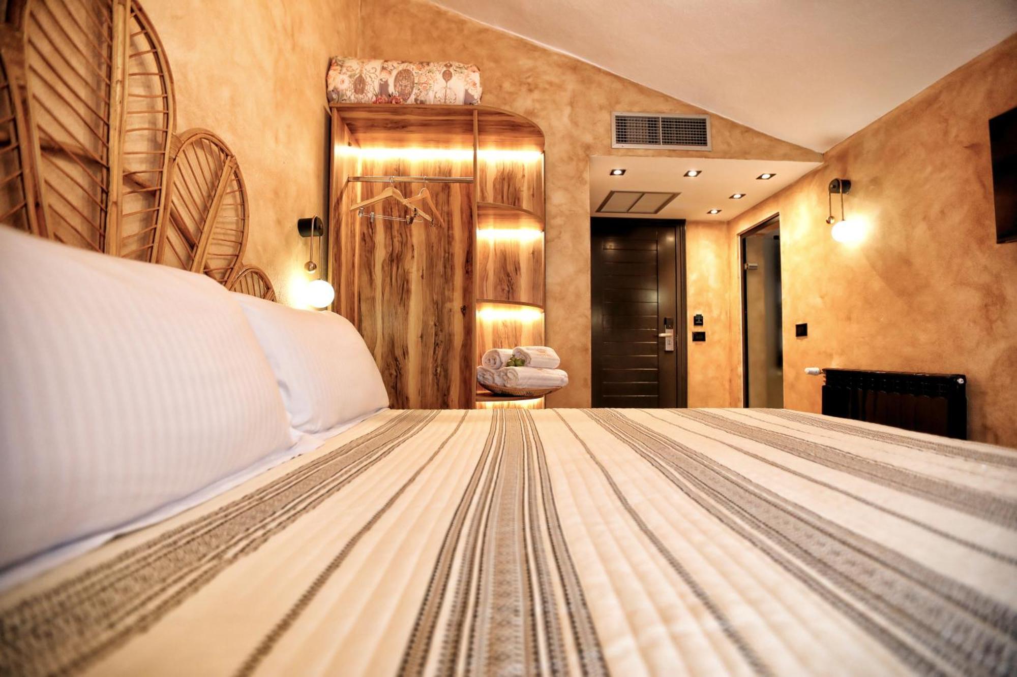Hotel Labiatan Zogaj  Экстерьер фото