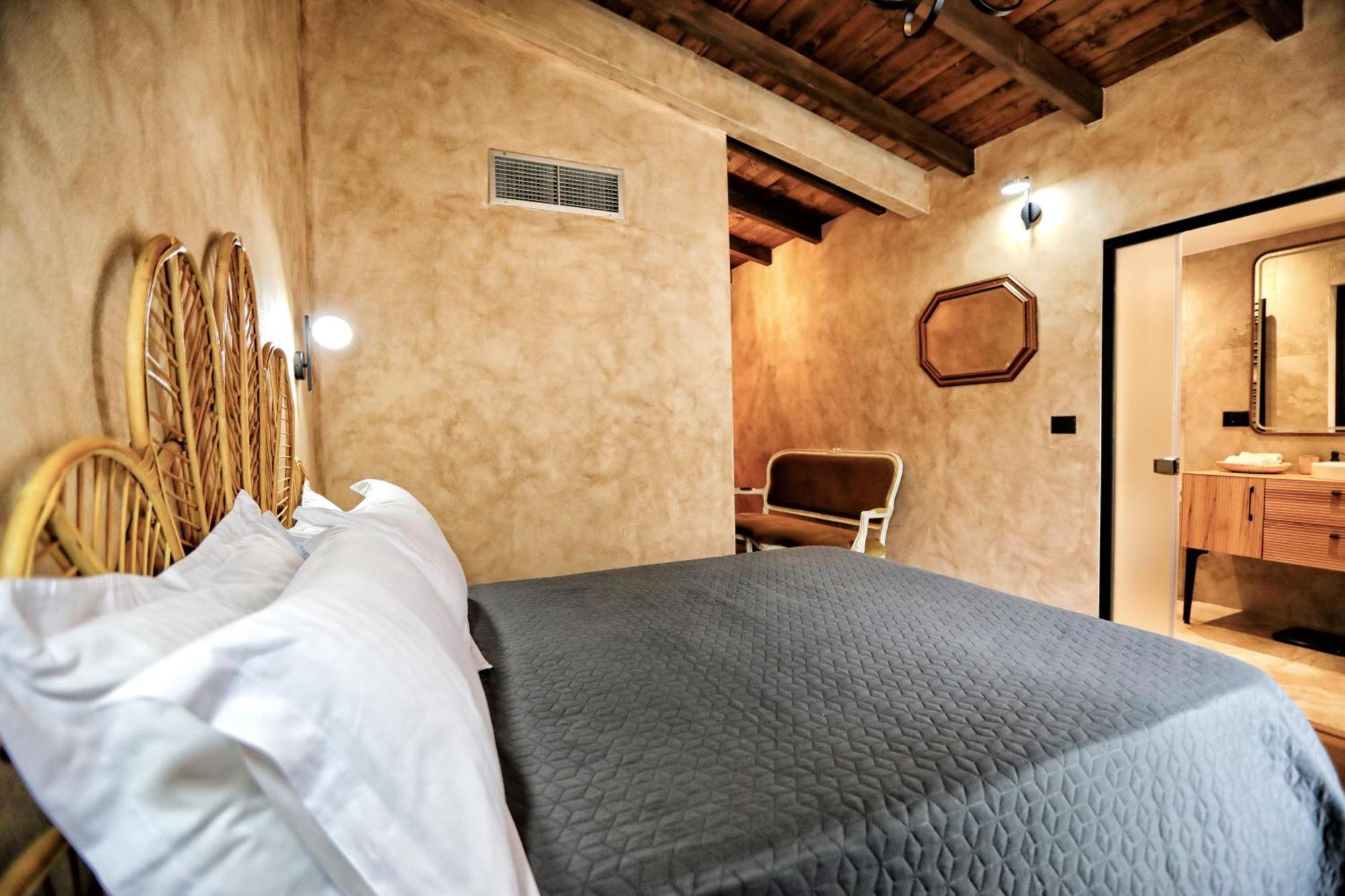 Hotel Labiatan Zogaj  Экстерьер фото