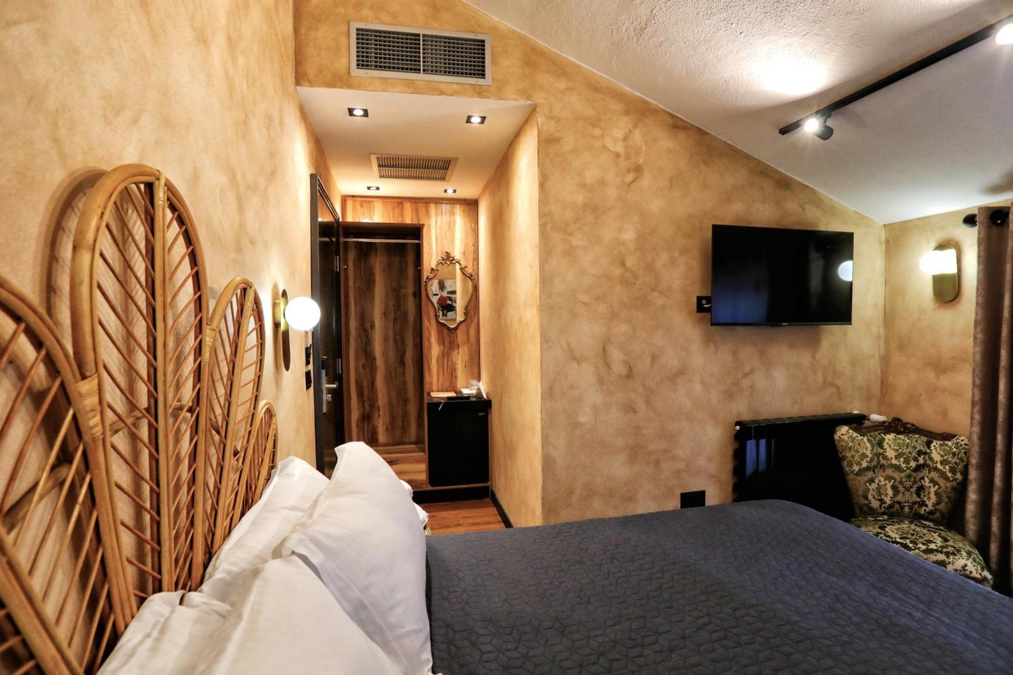 Hotel Labiatan Zogaj  Экстерьер фото