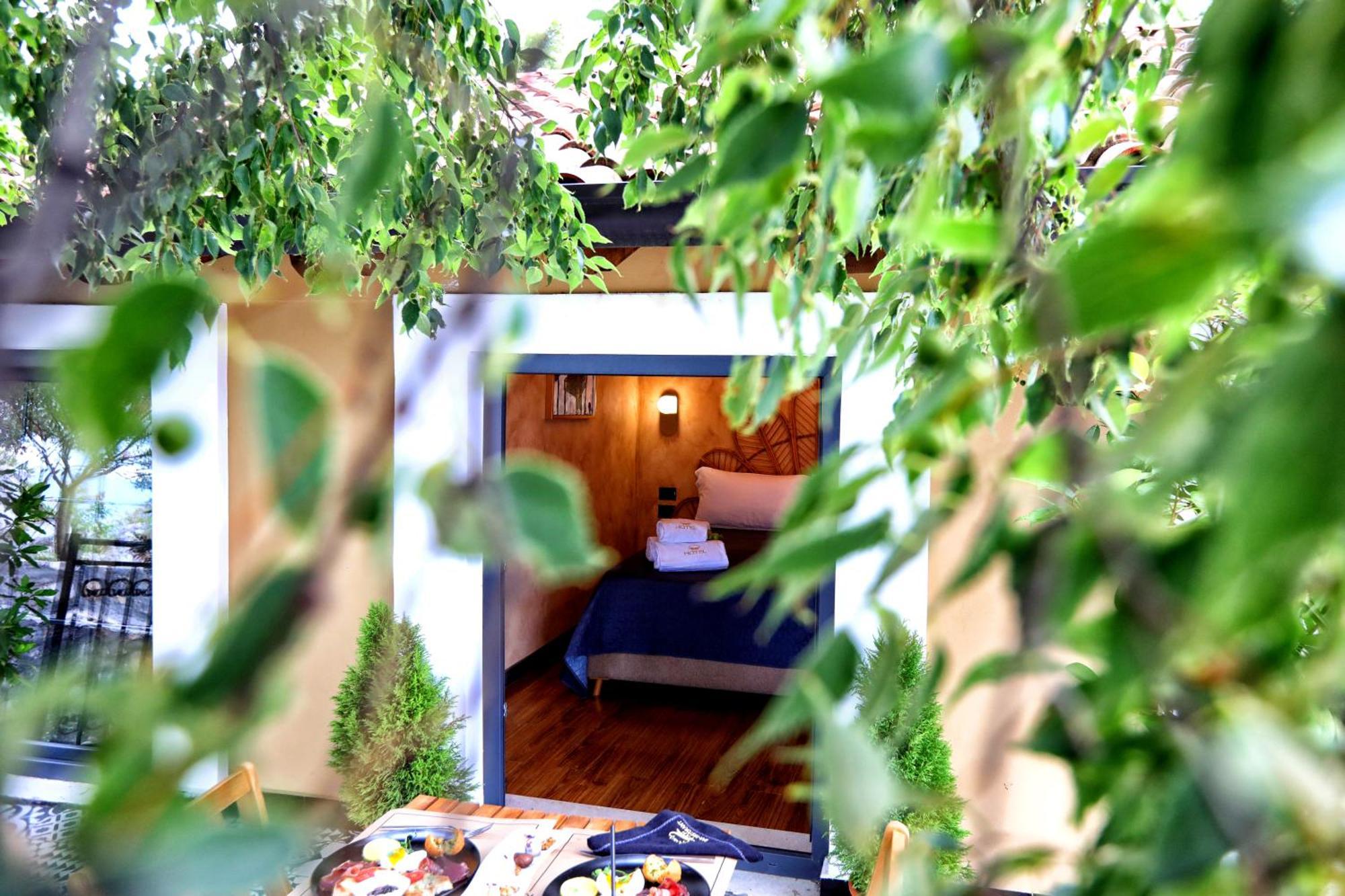 Hotel Labiatan Zogaj  Экстерьер фото