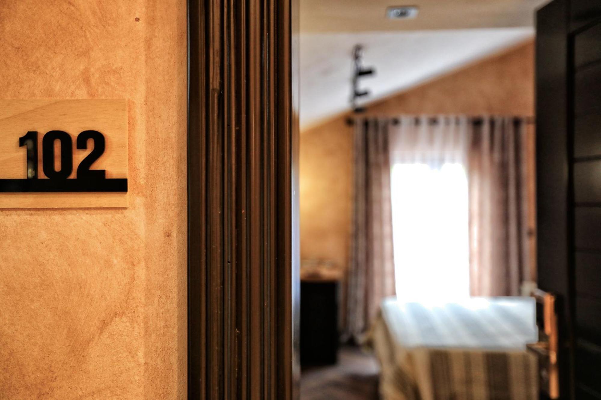 Hotel Labiatan Zogaj  Экстерьер фото
