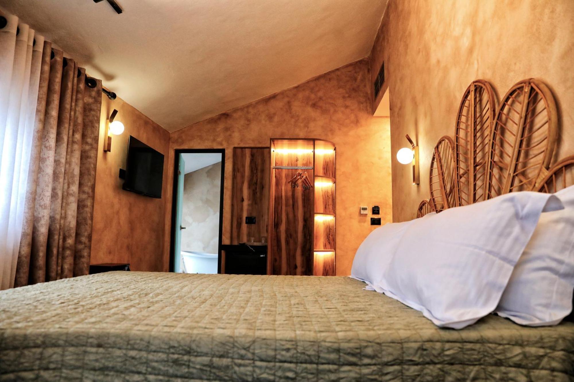 Hotel Labiatan Zogaj  Экстерьер фото