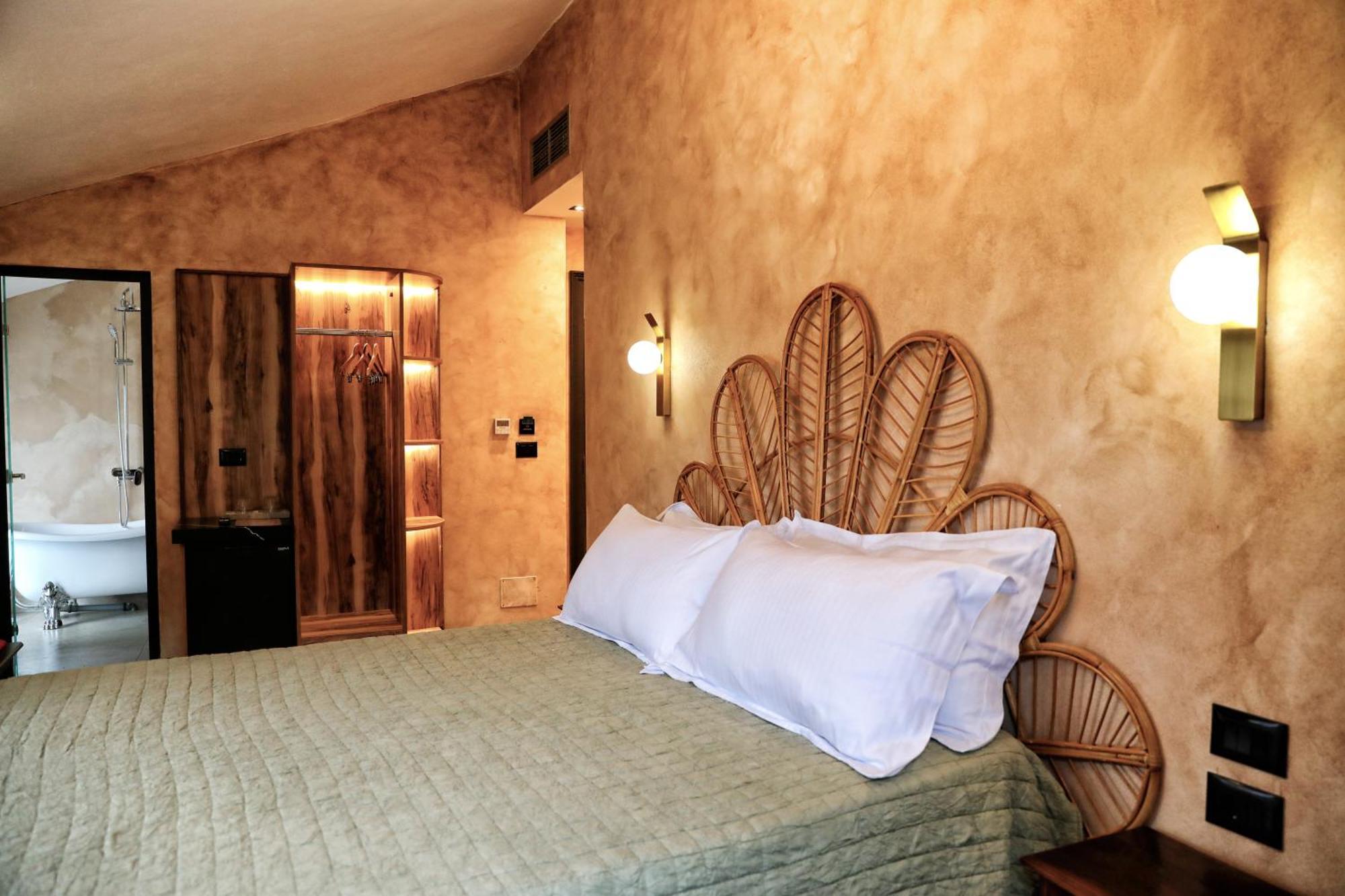 Hotel Labiatan Zogaj  Экстерьер фото