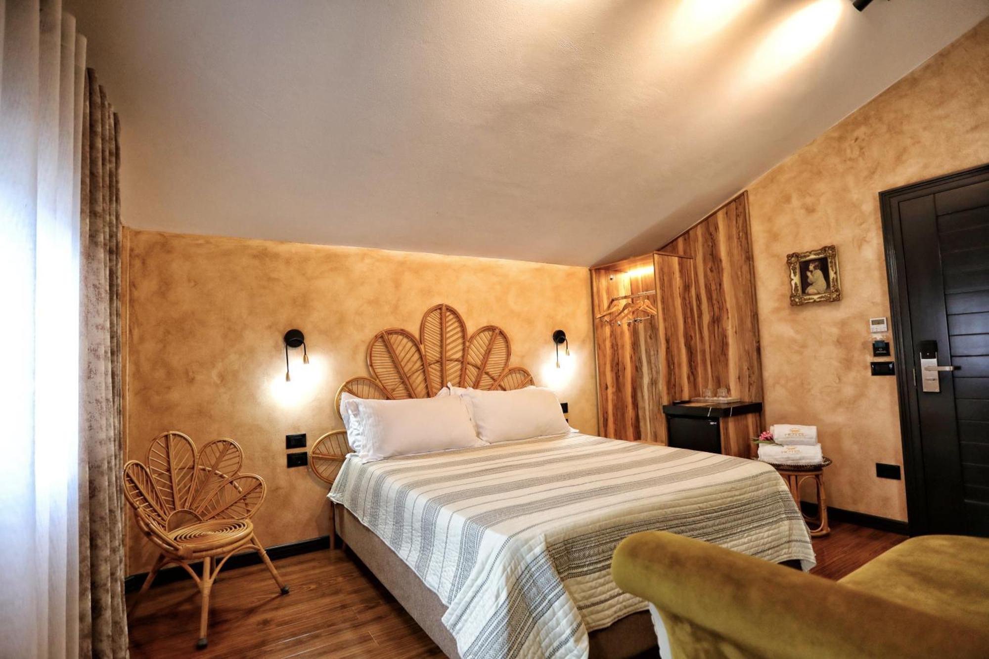 Hotel Labiatan Zogaj  Экстерьер фото