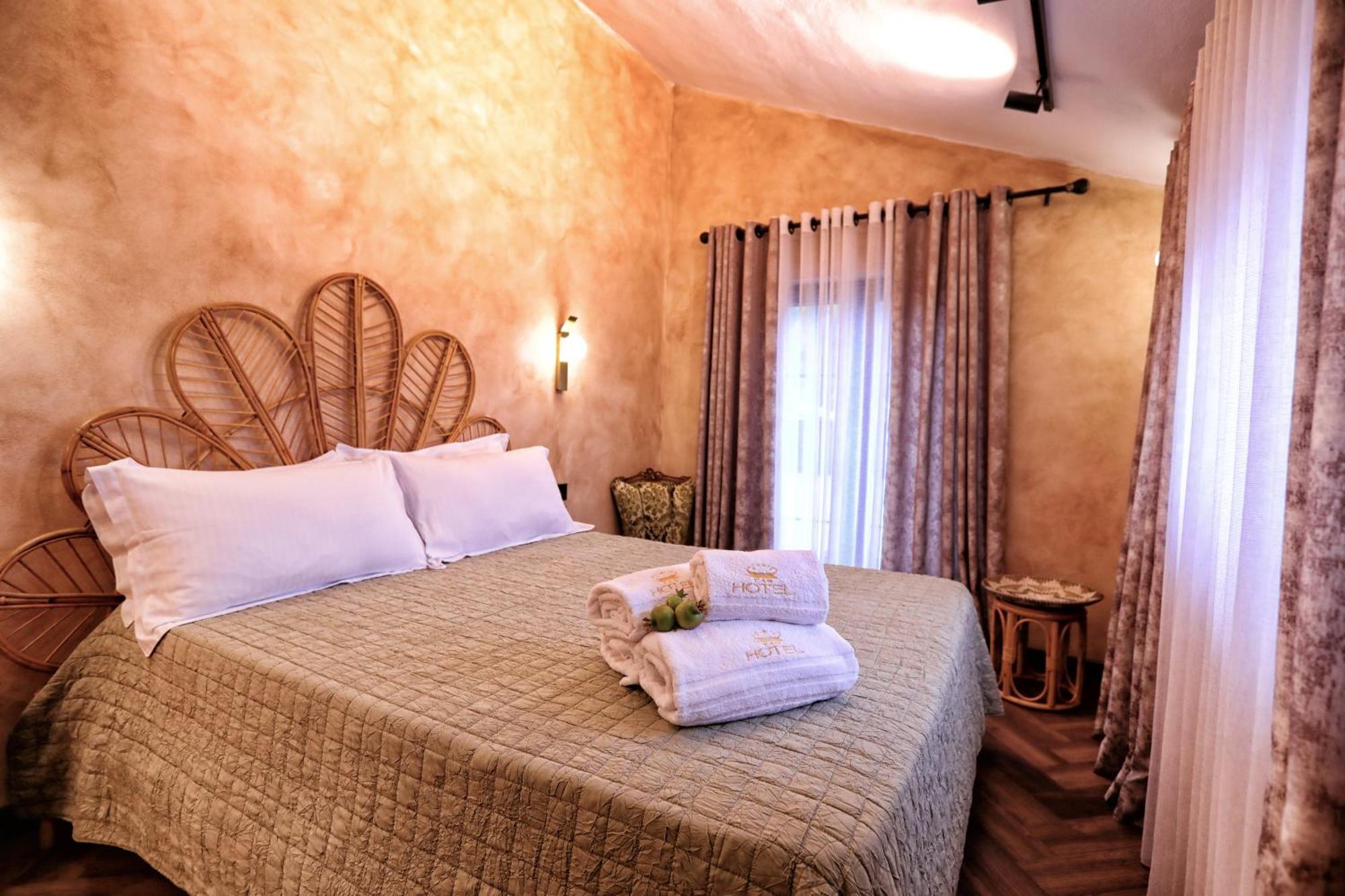 Hotel Labiatan Zogaj  Экстерьер фото